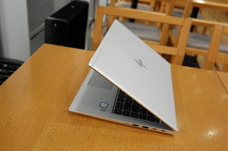 Laptop HP poleasingowy: czy warto kupić? Porównanie nowego i odnowionego laptopa